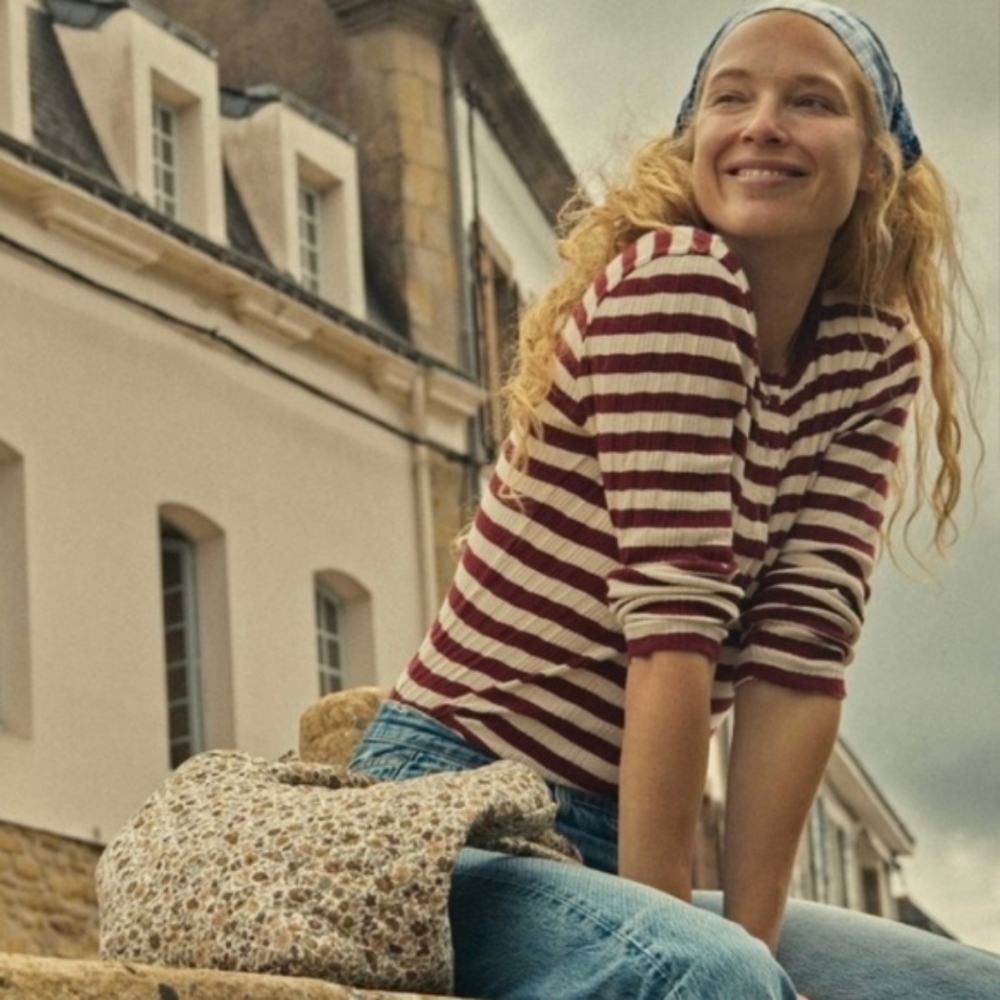 Doen Burgundy and White Striped Long Sleeve Tee